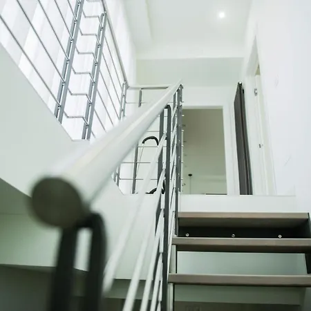 Divina Perla بولسانو