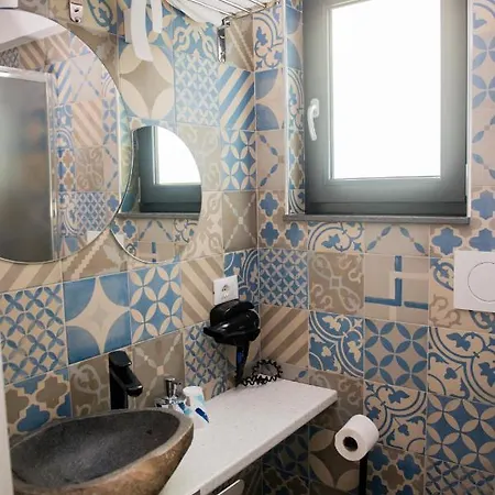 Oda ve Kahvaltı Divina Perla Pulsano