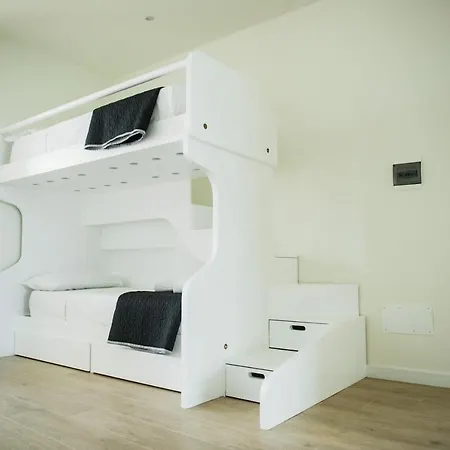 Divina Perla بولسانو