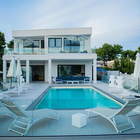 فندق مبيت وإفطار Divina Perla بولسانو